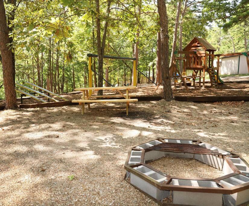 3 Bedroom Vacation Home Next To Silver Dollar City Branson Exteriér fotografie